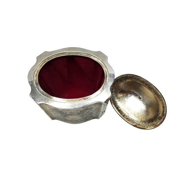 vintage silver plated ornately engraved red velvet lined jewely/trinket box - Picture 4 of 5